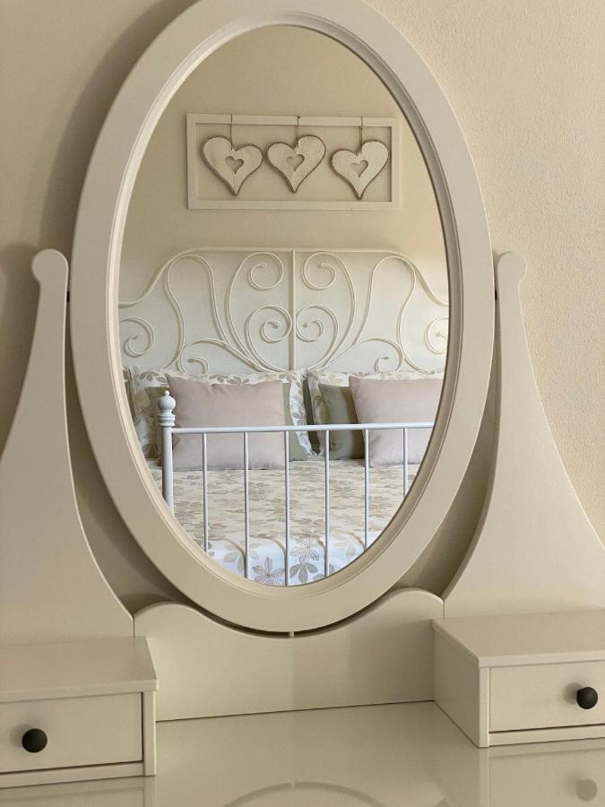 Vittoria Apartment *